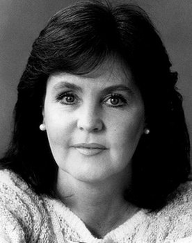 Pauline Collins Photo