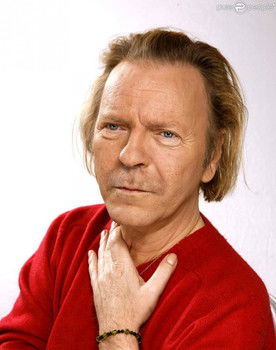 Olivier Séchan as Self (archive footage)