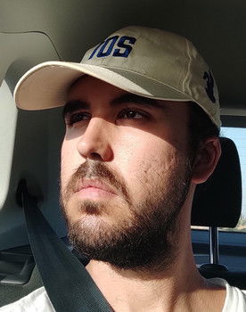 Javier Dana as Esteban