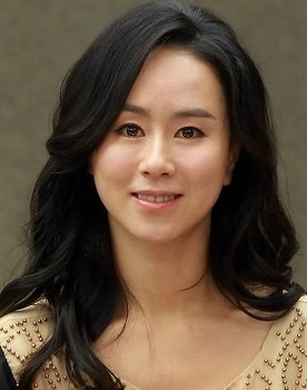 Pak So-yeon as Bookstore Clerk