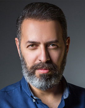 Tahmoures Pournazeri as Himself