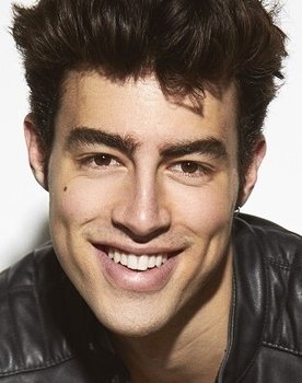 Iván Sánchez as 