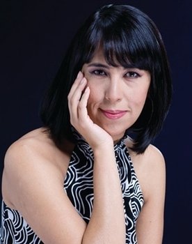 Claudia Eliza Aguilar as Sabina vda. de Pérez