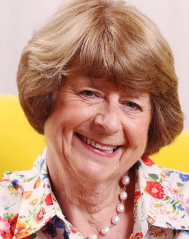 Pam Ayres