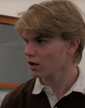 Brent Tamboer as Bas