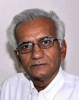 Kundan Shah as Self