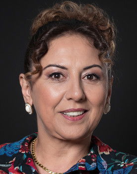 Günay Karacaoğlu as 