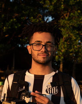 André Rupp as Homem Desconhecido