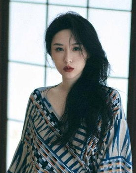 Liu Jingyi as 