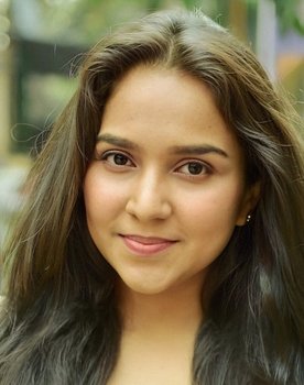 Reina Karad