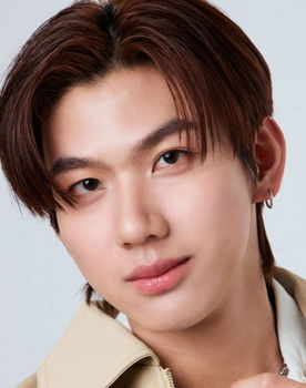 Panachkorn Rueksiriaree as Pokpong