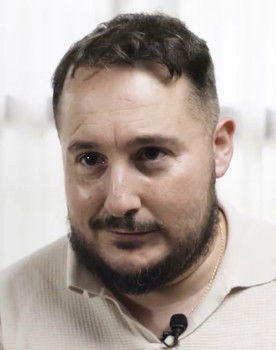 Joan Guirado as Periodista - Vozpópuli