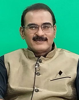 Kuna Tripathy as Muna Shankar Saura