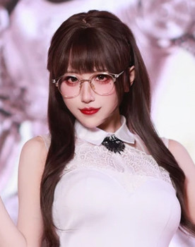 富婆七奈