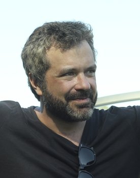 Bruno Krieger as Teo