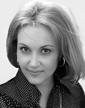 Pascale Roberts as Annie