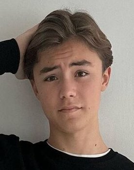 Danny Jongejan as Ryan