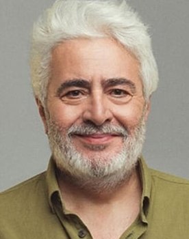 Uğur Yücel as Osman Koral