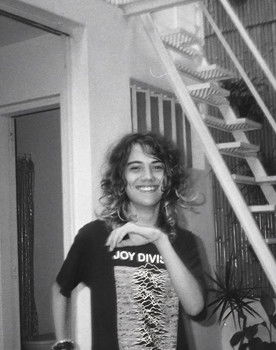 Anne Julie as Pessoa na banheira