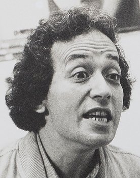 José de Freitas as Homem no bar