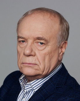 Gennady Sayfulin as Malkov