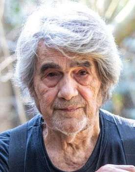 Juan José Camero as Nazareno Cruz