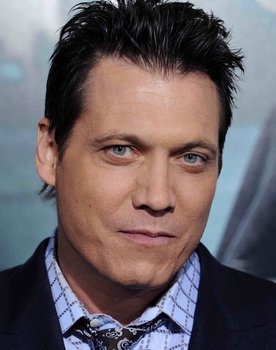 Holt McCallany as Col. Morgan