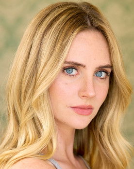 Margot Pitts as Imogen