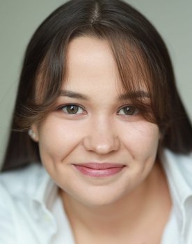 Kseniya Abdrafigina as Lyuda - «Koshey's» girlfriend