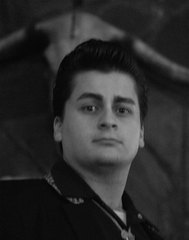 Adolfo Gil López as Ex-Militar