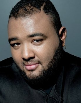 Sergio Sylvestre as Pit (voce)