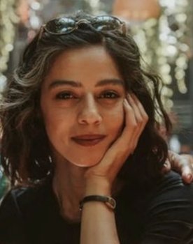 Ghaid Saleh as Ruwaida