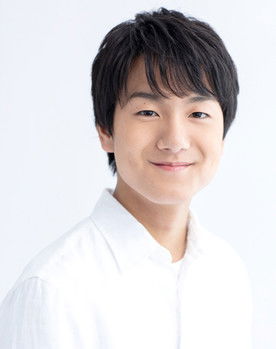 Makoto Yamashita as Kakeru Kurosaki (voice)