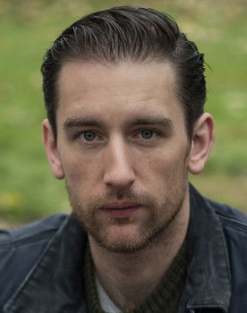 Ed Sayer as Anthony Findlater