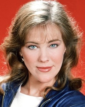 Catherine O'Hara as Aunt Ann