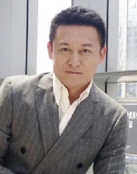 Zhu Huige as Captain