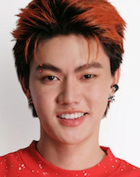 Boy Surat Rungputtikul as Bawornthat