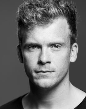 Morten Hee Andersen as Man