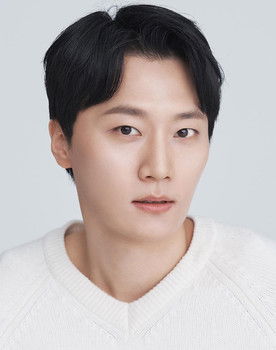 Kim Jeong-ju as Park Dong-ho