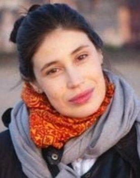 María Paz Grandjean as Francisca