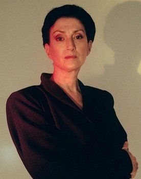 Nato Murvanidze as Manana
