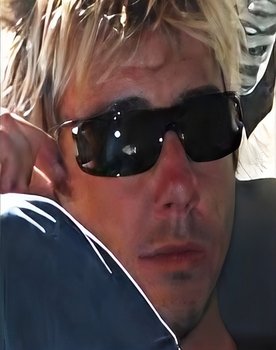 Duane Lavold as Mac