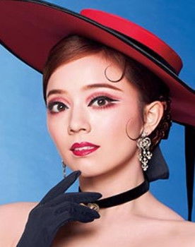 Mihane Ai as Shunkin