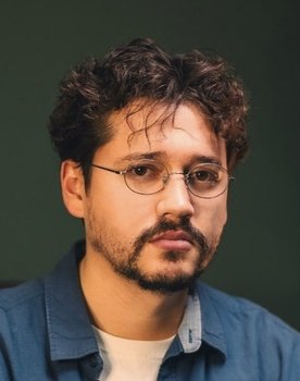Azam Qahramoniy as 