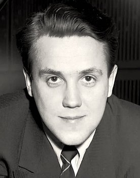 Egil Monn-Iversen as Self