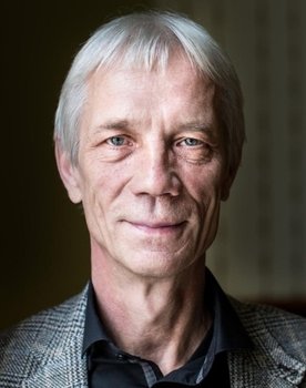 Rein Oja as James (voice)