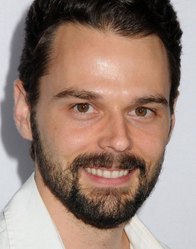 Devin Goodsell as Zayn / Steve