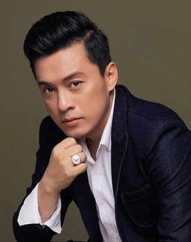 Lam Truong as Hoàng Quân