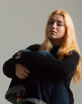 Ilona Simpson as Saro