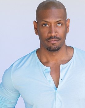 Bryan Terrell Clark as Jerry(as Bryan Clark)